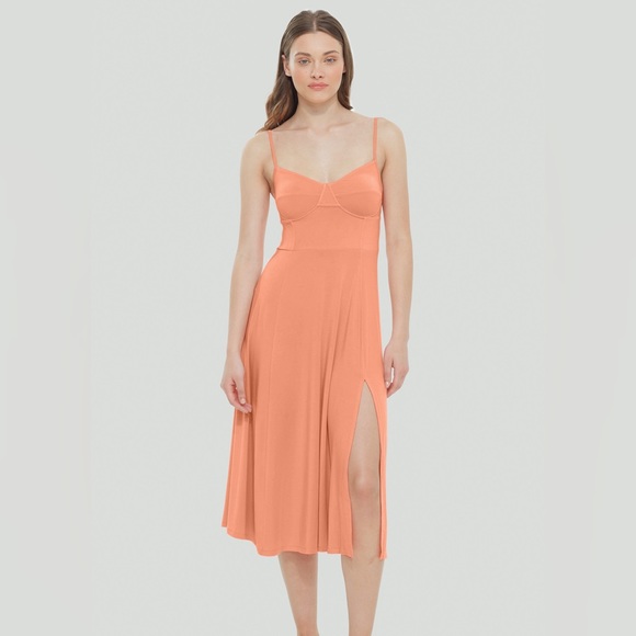 Dex Dresses & Skirts - DEX Structured Bodice Coral Peach Pink Spaghetti Straps Knit Midi Dress